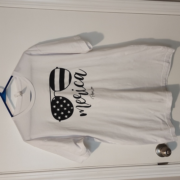 Piper Lou Merica T-shirt size XL - Picture 1 of 5